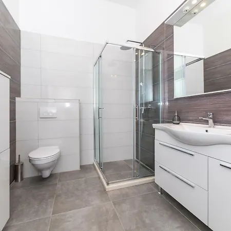 Kalun Apartment
